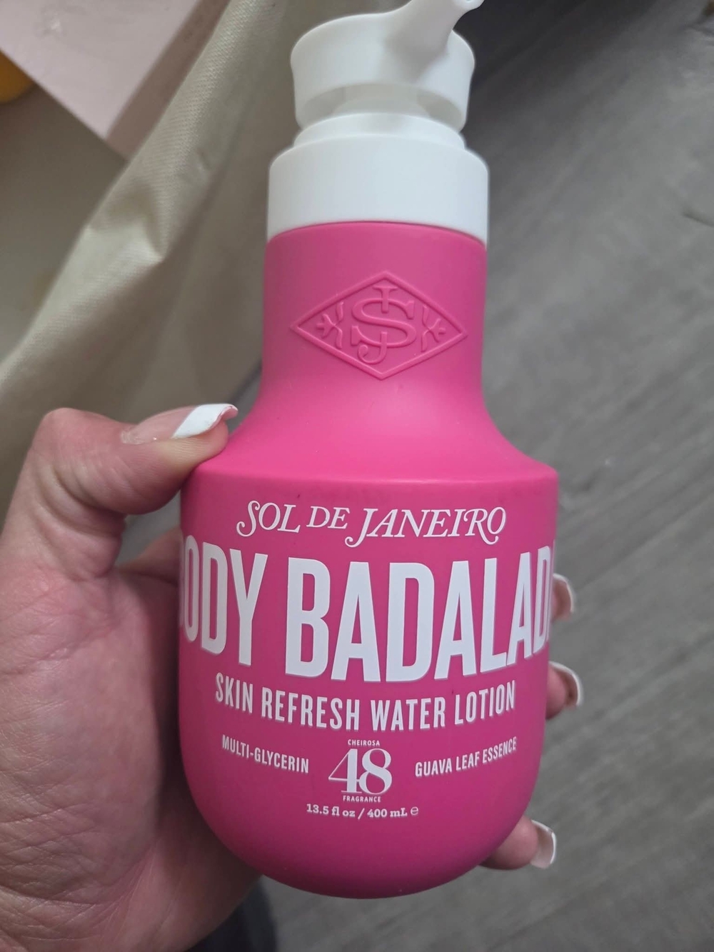Sol de Janeiro Pink Body Badalada Skin Refresh Water Lotion